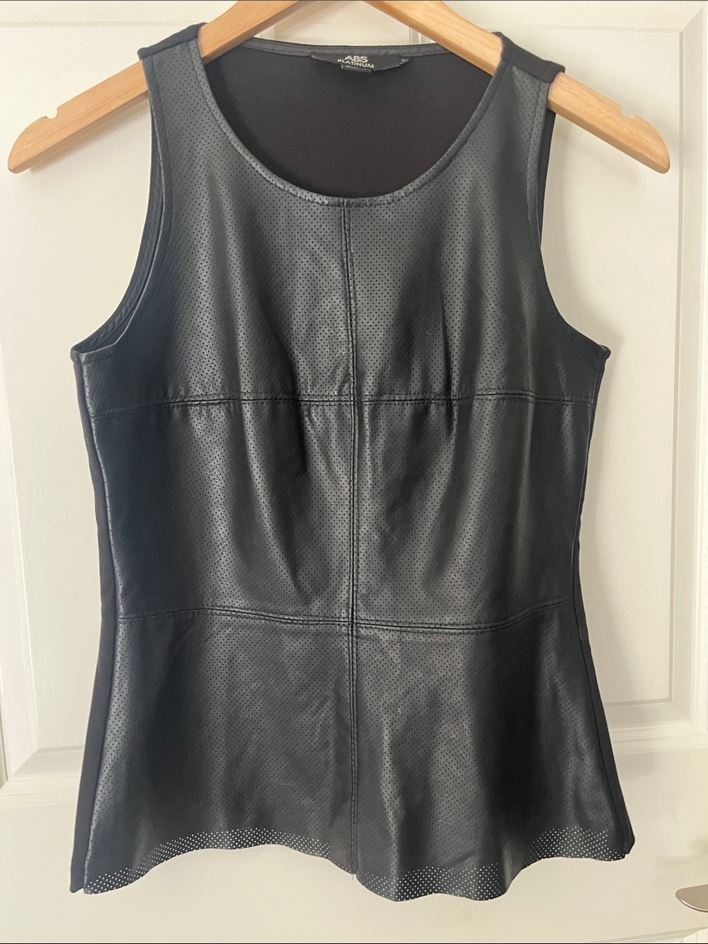 Faux leather top sleeveless ABS Platinum, black size XS